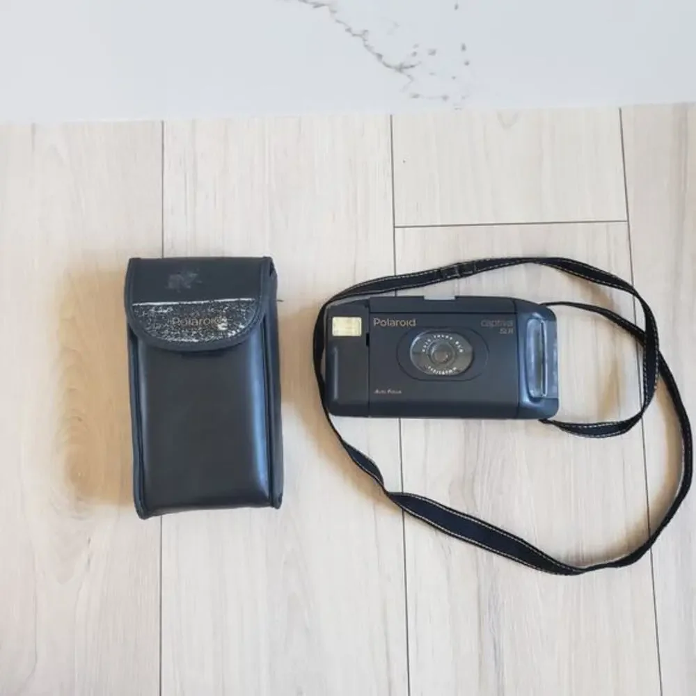 Polaroid Captiva SLR Auto Focus Instant Film Camera 90s Tested w/‎ Case